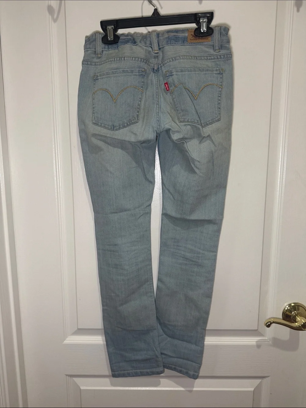 LEVIS Girls Boyfriend Distressed Lt Blue Jeans Adjust Waist Size 10 EUC KP $50
